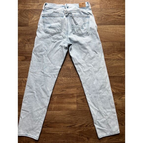 American Eagle Womens 0R Light Wash High-Rise Relaxed Thigh 90's Straight Jean - Picture 10 of 16